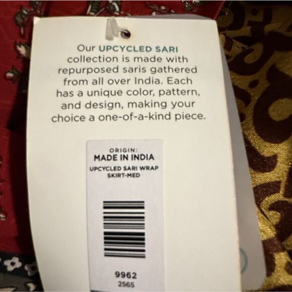 NWT Earthbound Upcycle Sari Collection Wrap Skirt Red Women's Med - Picture 8 of 10